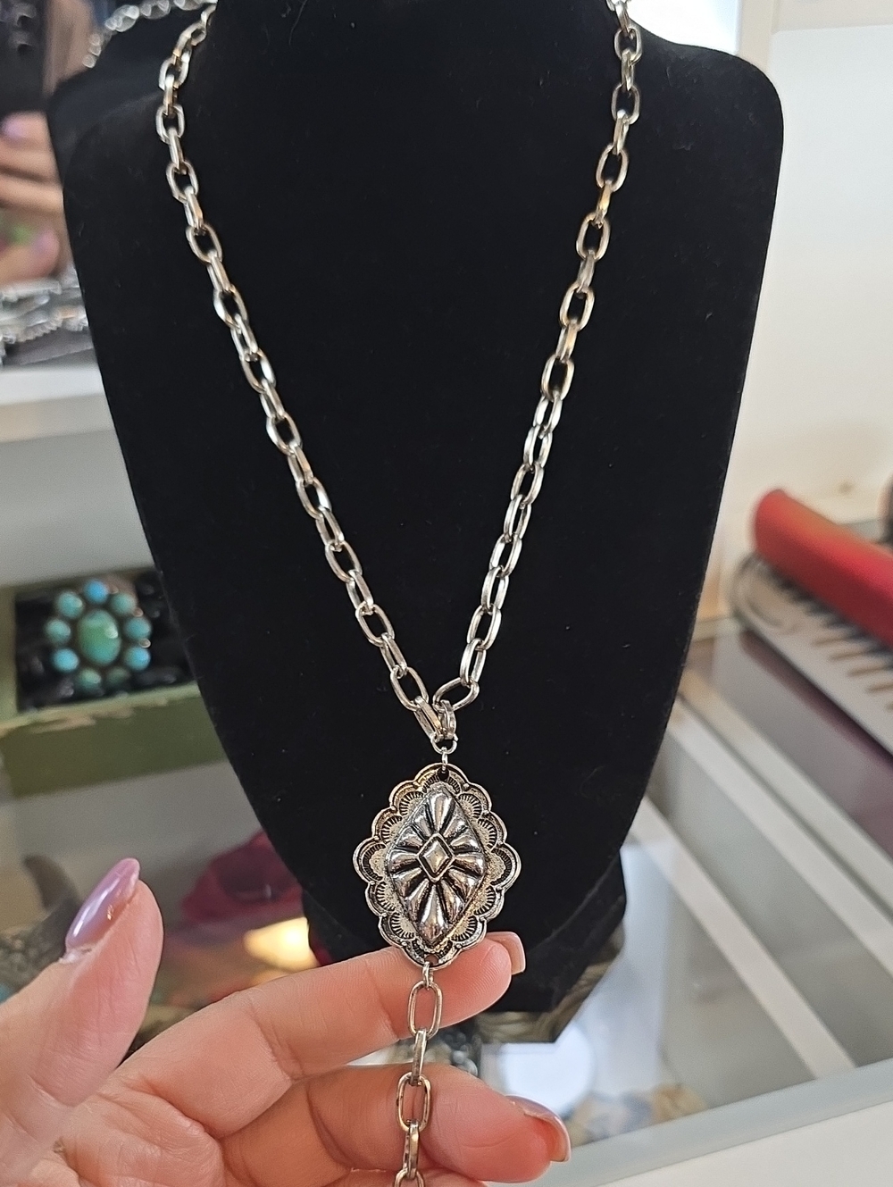 Silver-Tone Floral Medallion Lariat Necklace - Women Jewelry. 19" Long In Total.